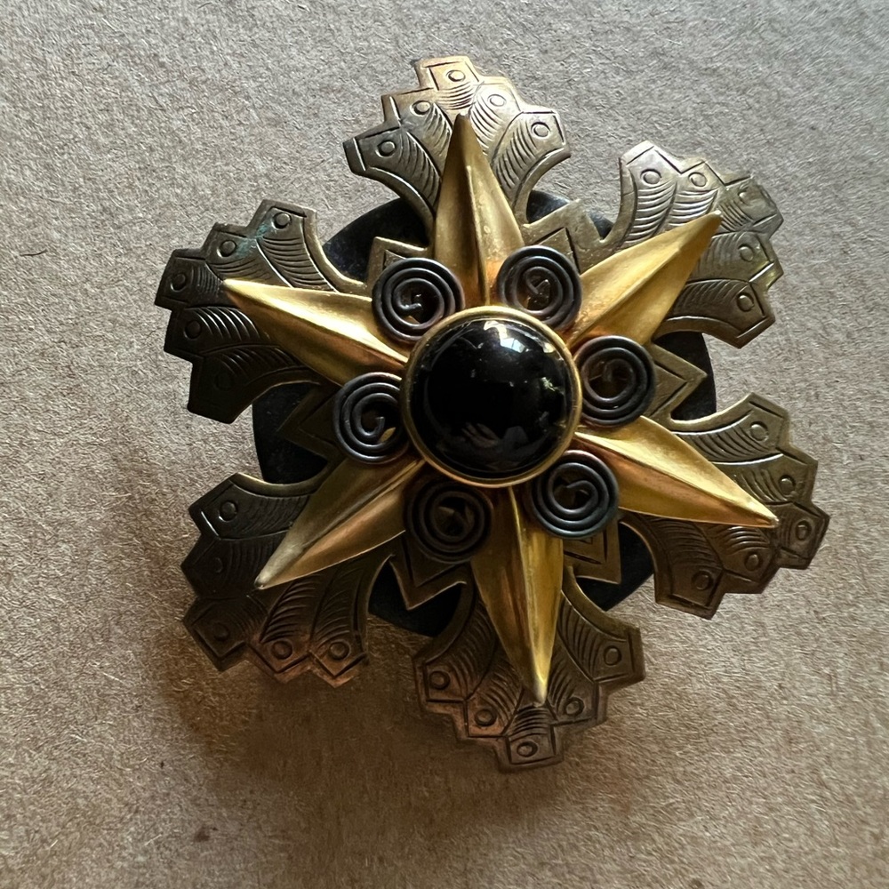 Antique-Style Starburst Brooch with Black Cabochon